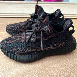 MX ROCK YEEZY
